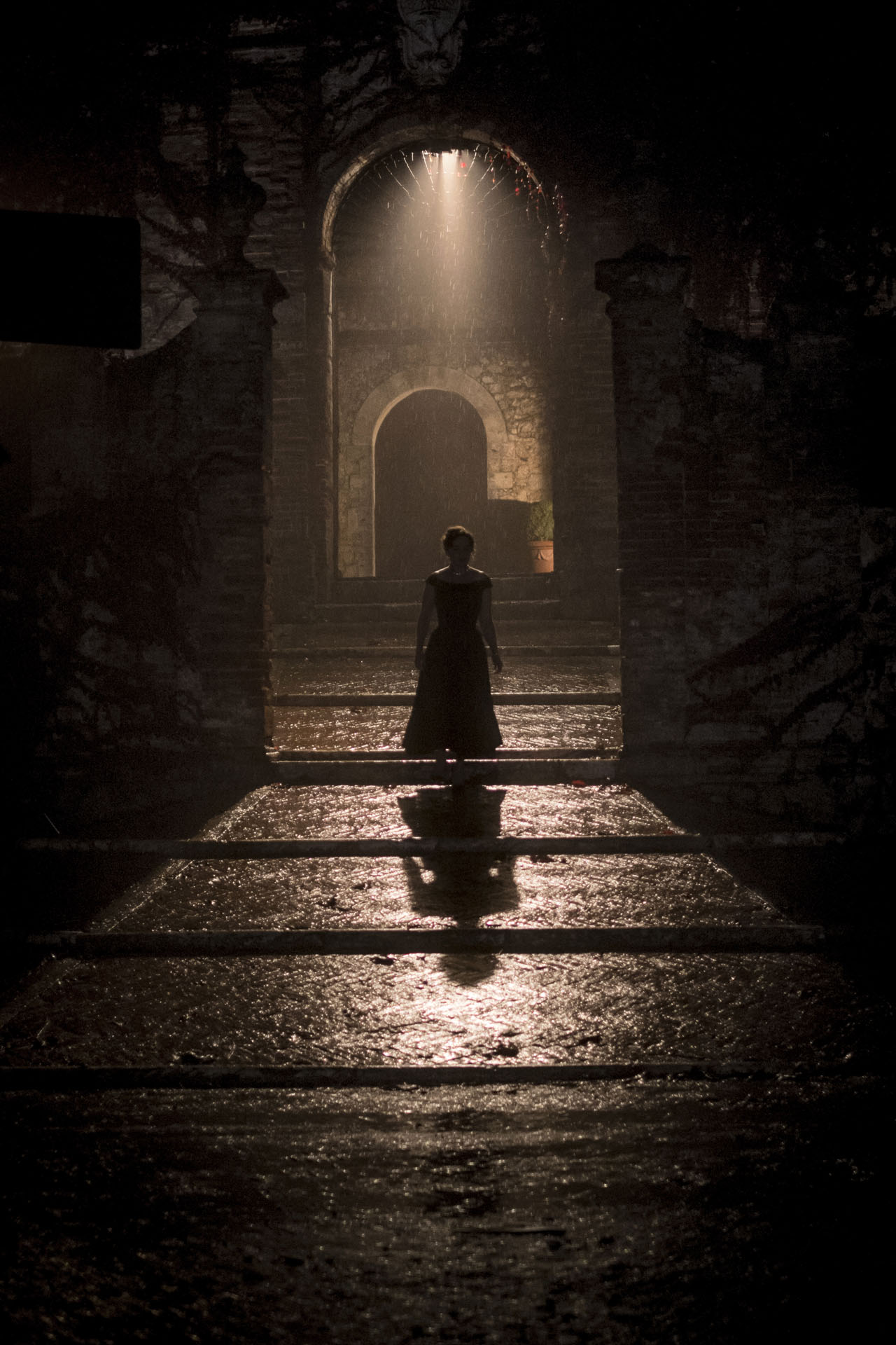 Емилия Кларк от "Глас от камъка"